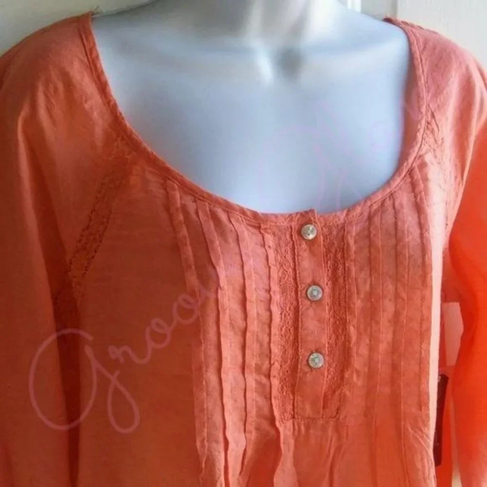 New ARIZONA JEANS Co Peach Fuzz Orange Peasant Scoop Neck Top - Picture 2 of 4